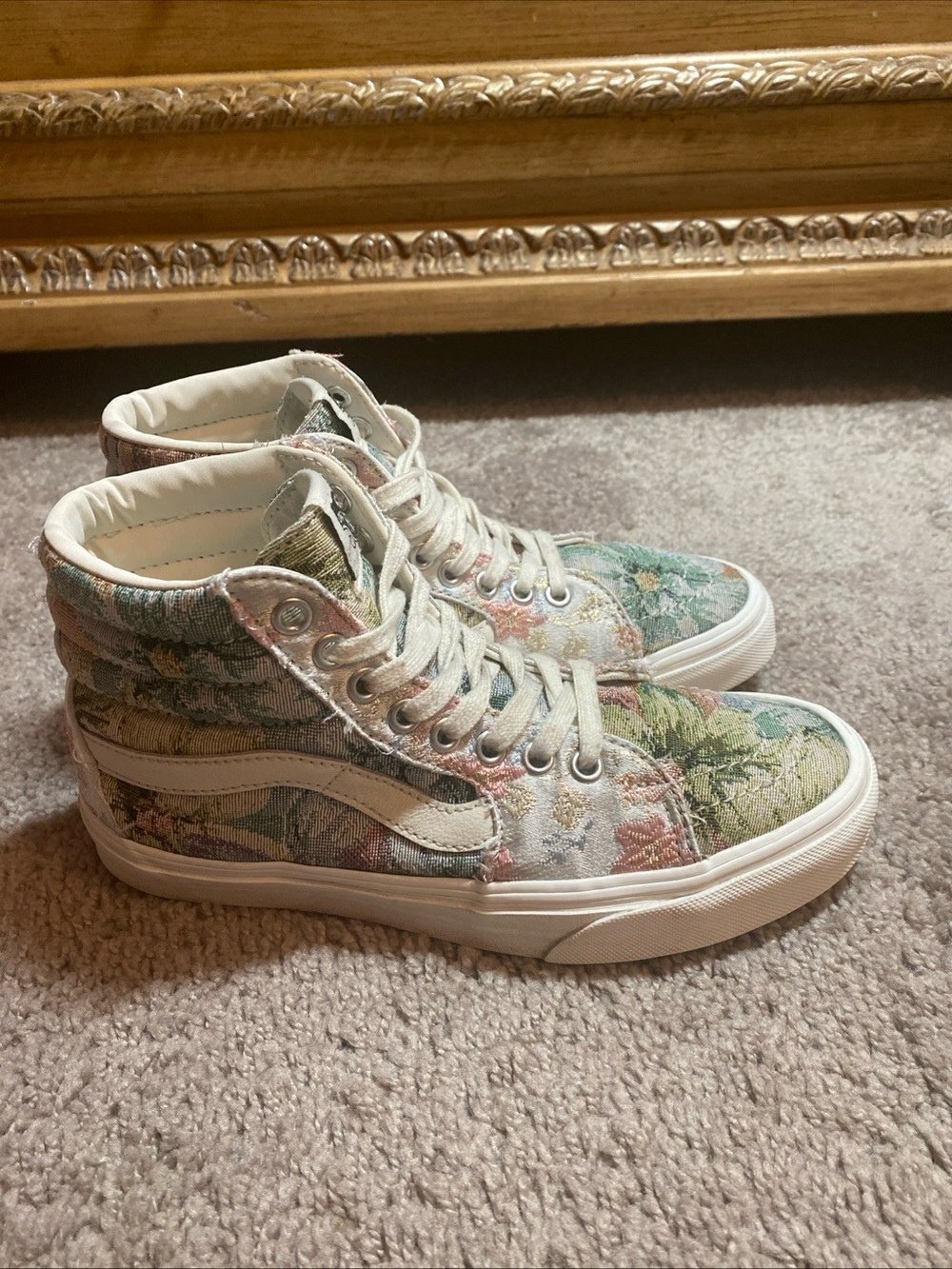 Vans Oldskool Women's Hi tapestry Sneakers in Pastel Floral size 4.5 M/ 6W